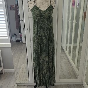 Old Navy Green Tropical Maxi Dress